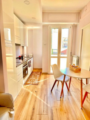 Sweet Home Apartment